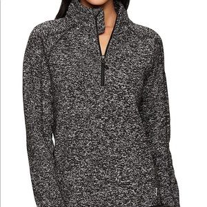 1/4 zip pullover NWT 💙